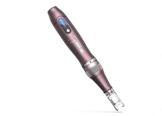 最も最近のA10電気DermaのペンのMicroneedlng療法システムNeedlingペンの皮の処置